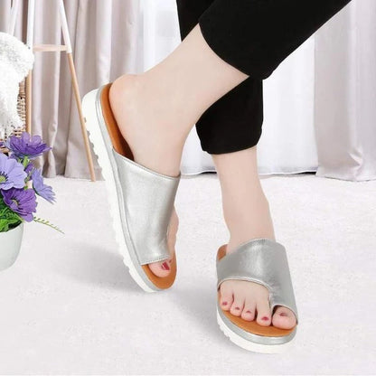 Suede Toe Loop Flat Sandals with Thick Platform Sole